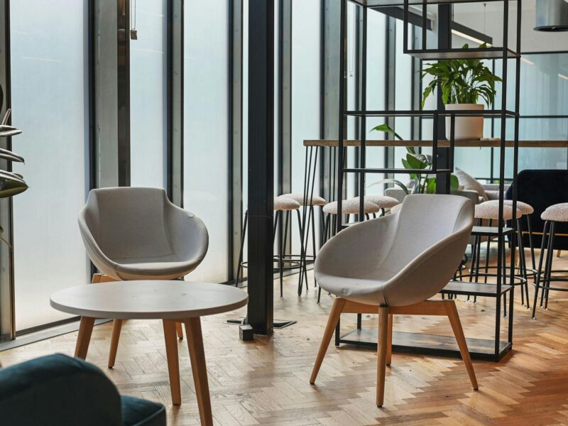 OLBASE48HoxtonSq27.JPG