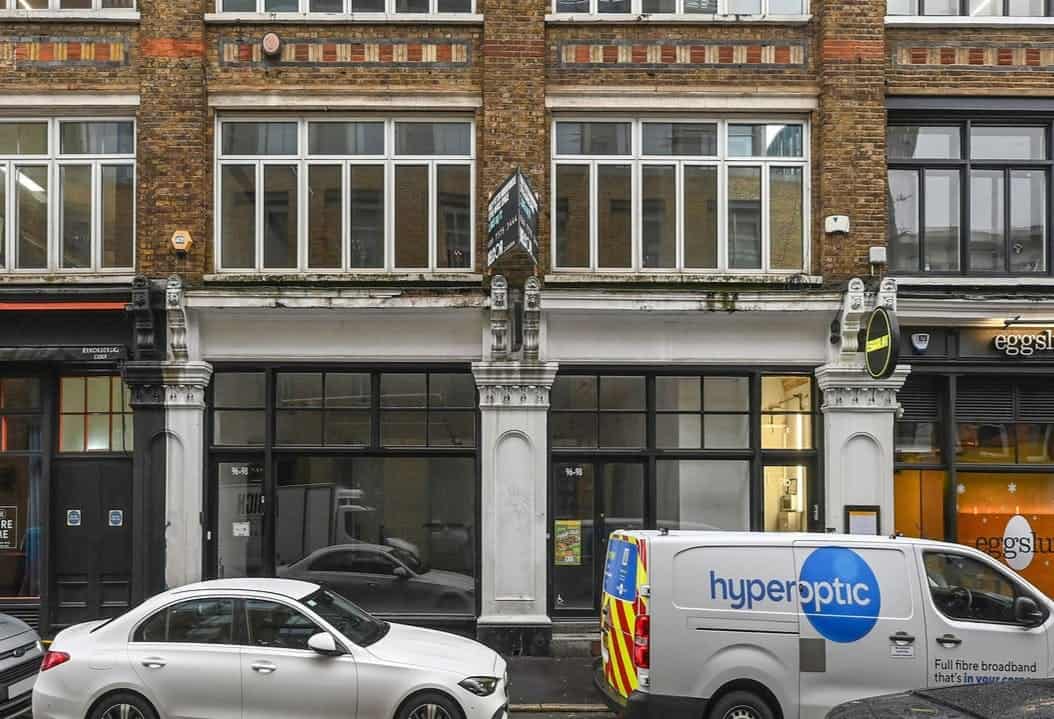 Leonard St frontage.JPG