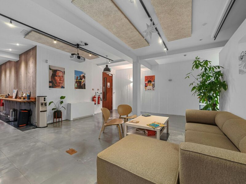 BHBC67ShoreditchHighStreet18min.jpg