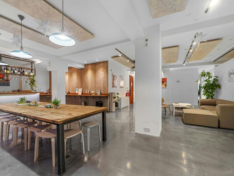 BHBC67ShoreditchHighStreet21min.jpg