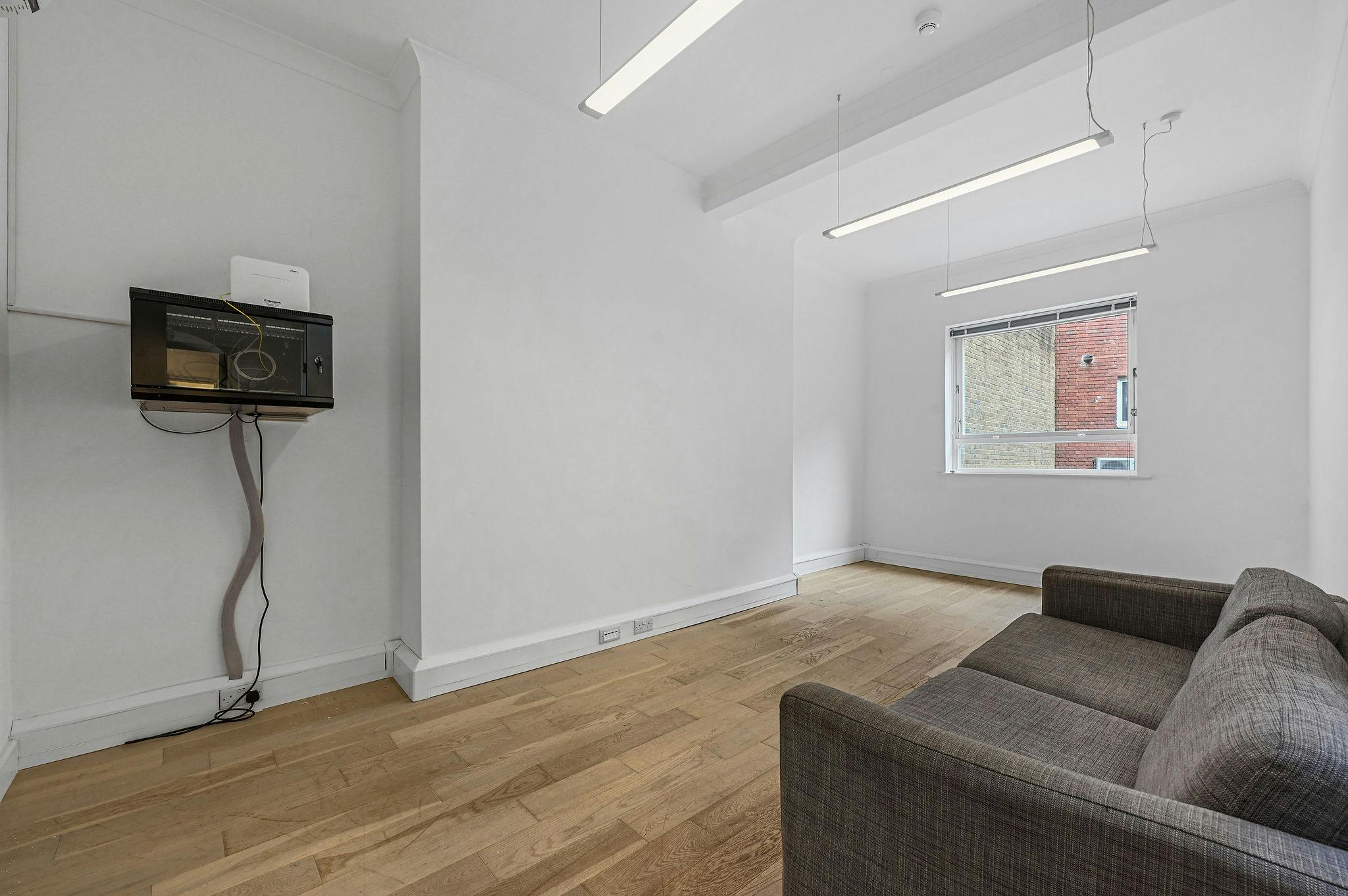 OLBC112ClerkenwellRoad1.JPG