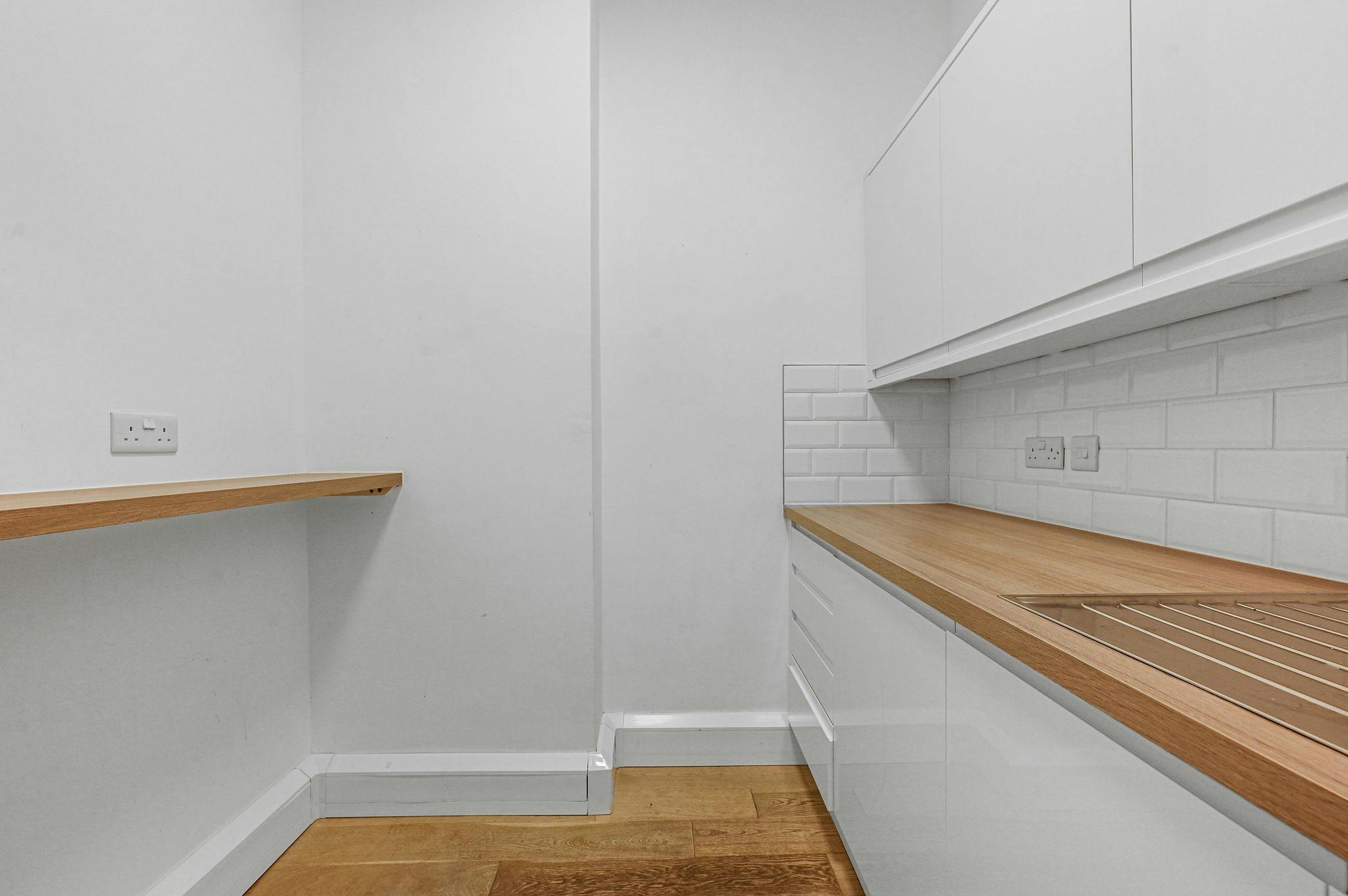 OLBC112ClerkenwellRoad8.JPG