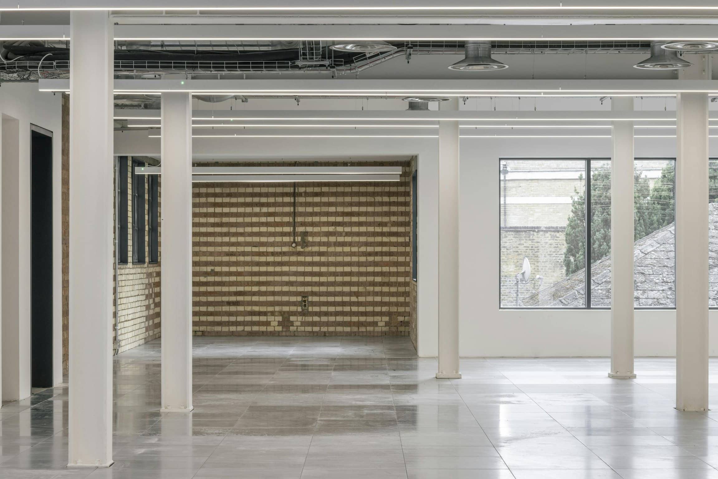 LowRes_Billy Bolton_HUT_Drill Hall_010.jpg